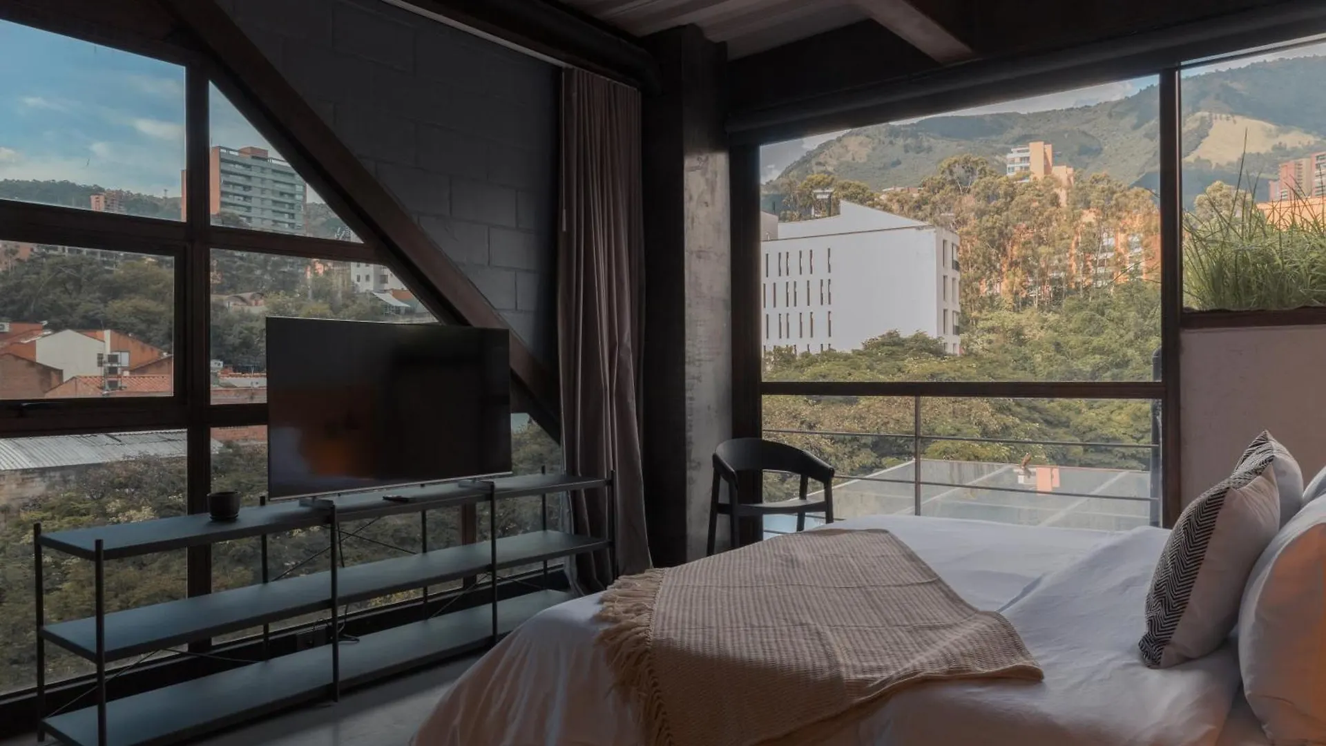 Aparthotel Edificio Zeta Erre Medellín 0*,