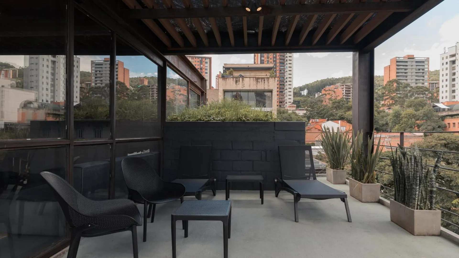Aparthotel Edificio Zeta Erre Medellín