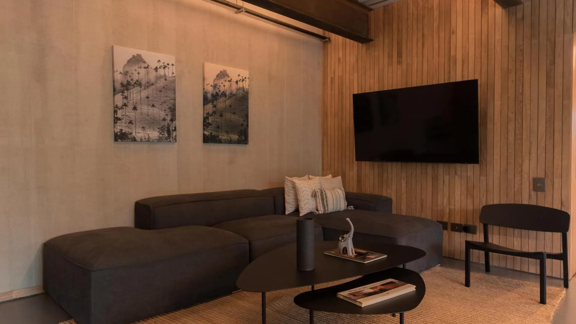 Aparthotel Edificio Zeta Erre Medellín